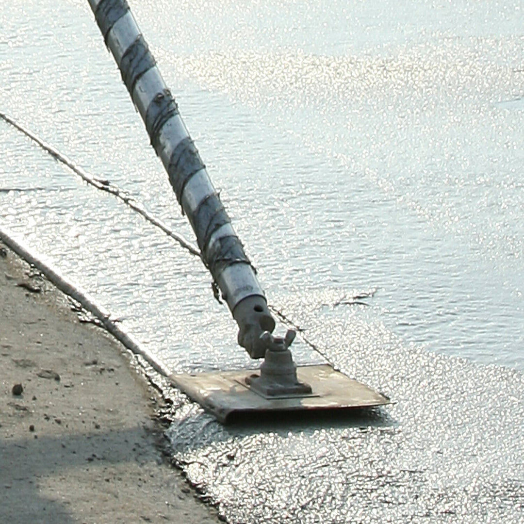 Kraft Tool CC121-01 8" x 4" 3/4"R Walking Edger