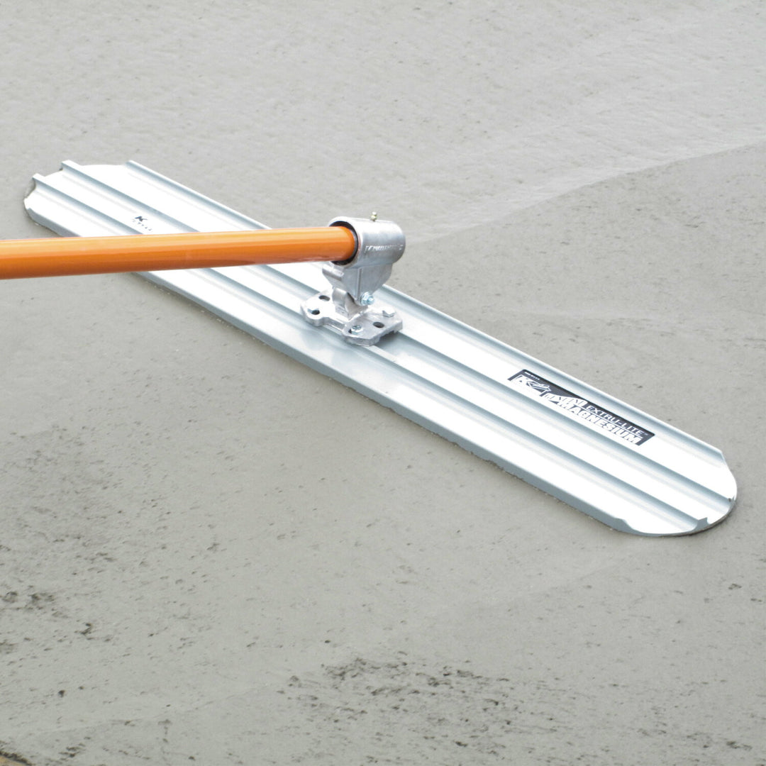 Kraft Tool CC803-01 48" Round End Magnesium Bull Float Blade