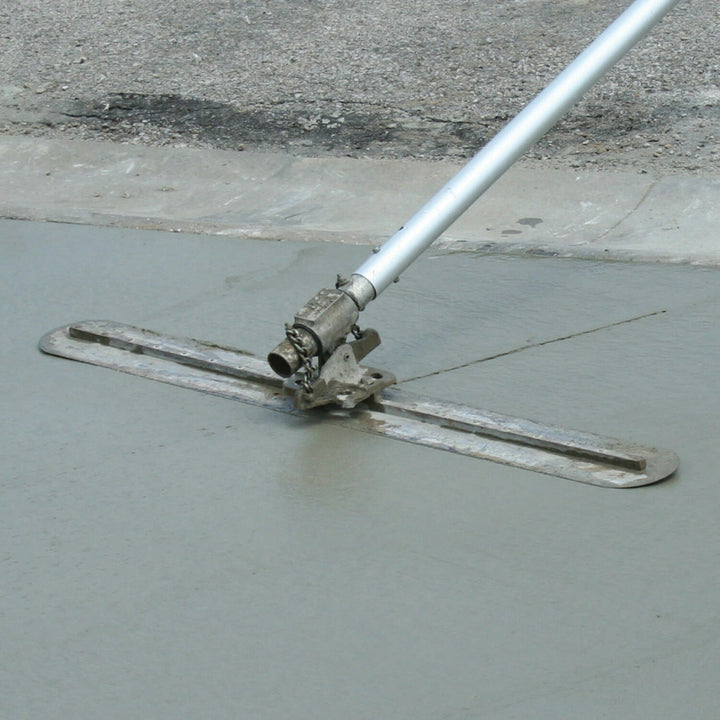 Kraft Tool CC835B-01 60" Round End Blue Steel Fresno Trowel Blade