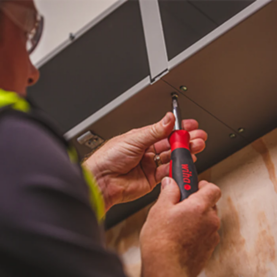 Wiha 77890 6 in One Multi-Driver