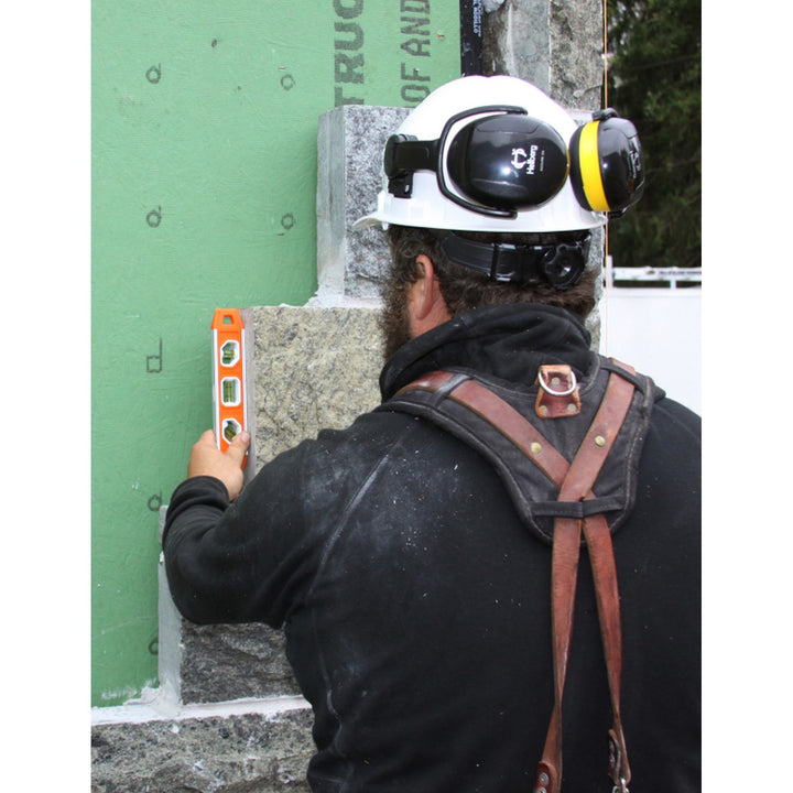 Johnson 1421-0900 9" Magnetic Aluminum Reinforced Torpedo Level