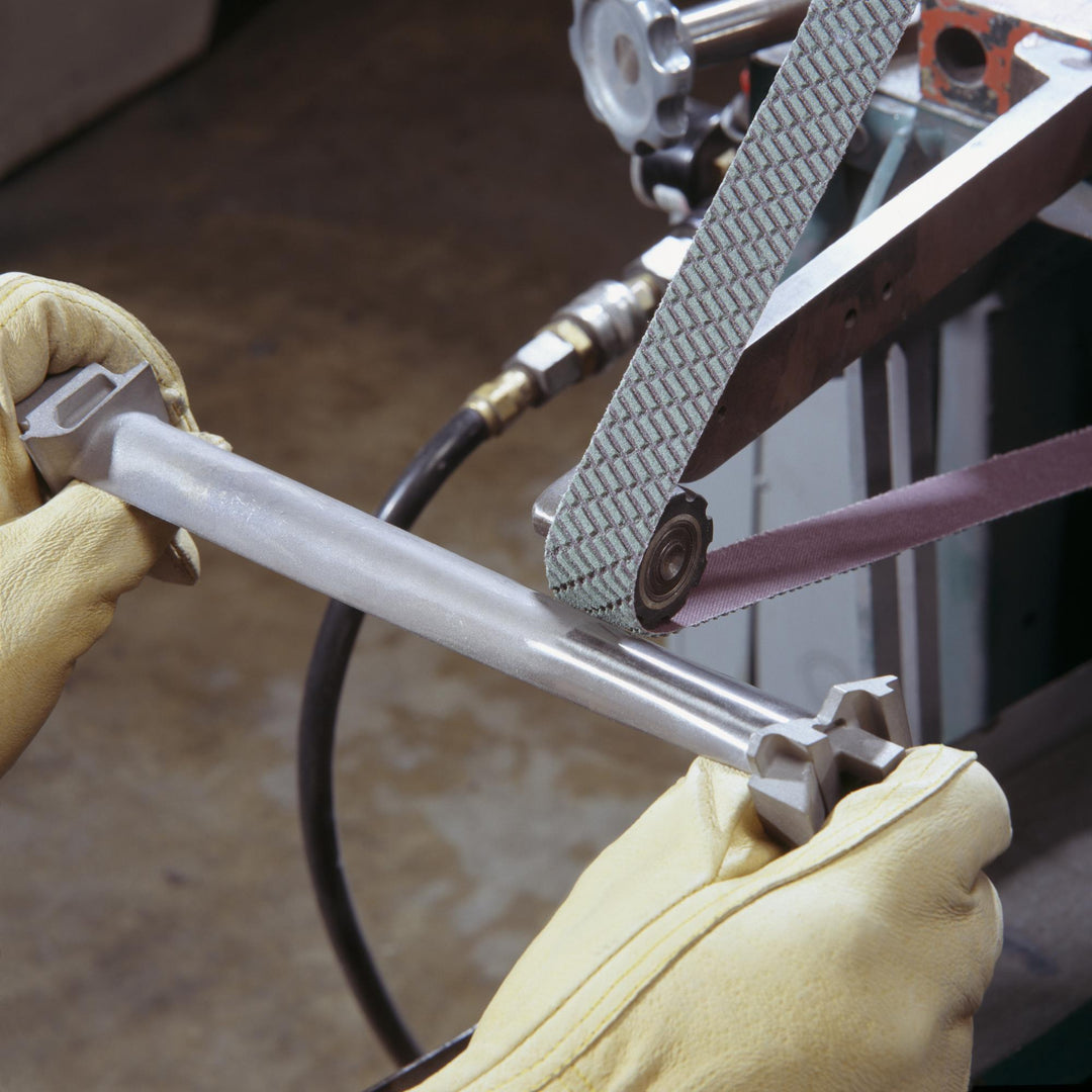 3M Trizact Cloth Belt 337DC, A100 X-weight, 2 in x 60 in, Film-lok, No
Flex