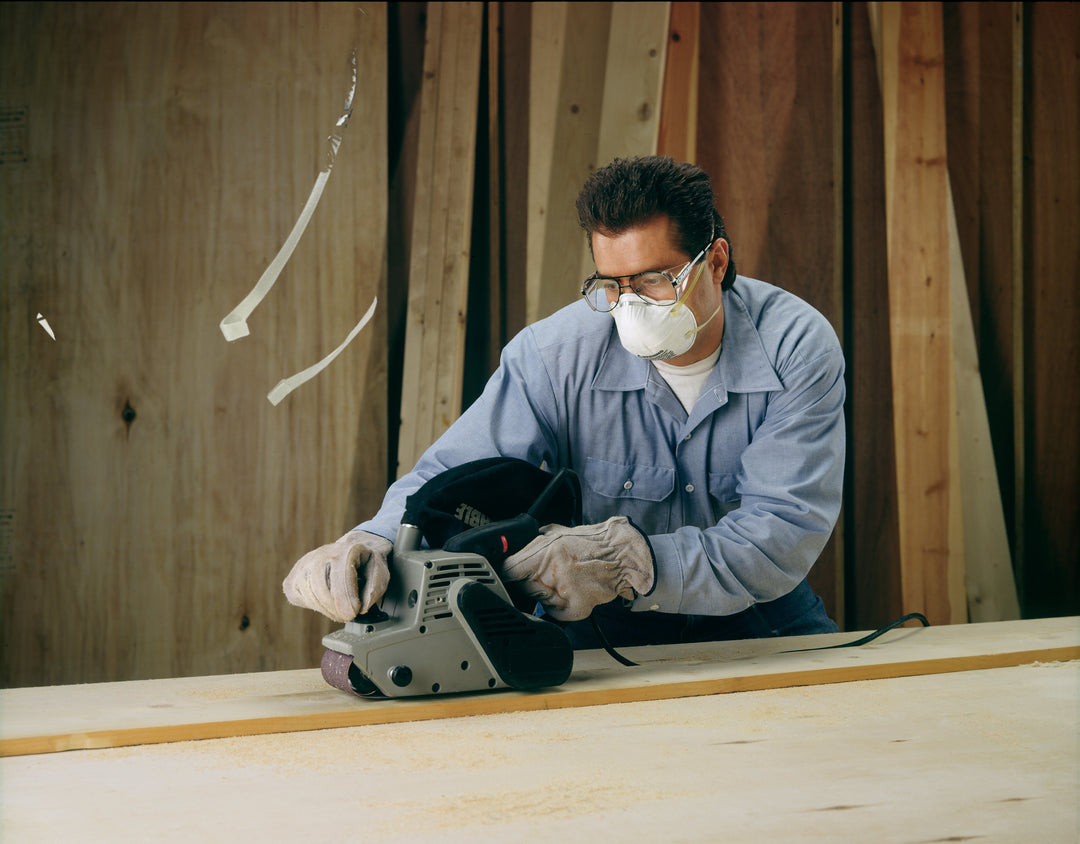 3M Particulate Respirator 8210, N95