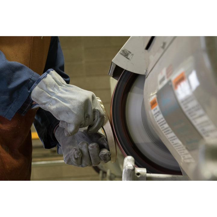 3M Cubitron II Cloth Belt 981F, 3 x 132 in, 40+, YF-weight, Film-lok