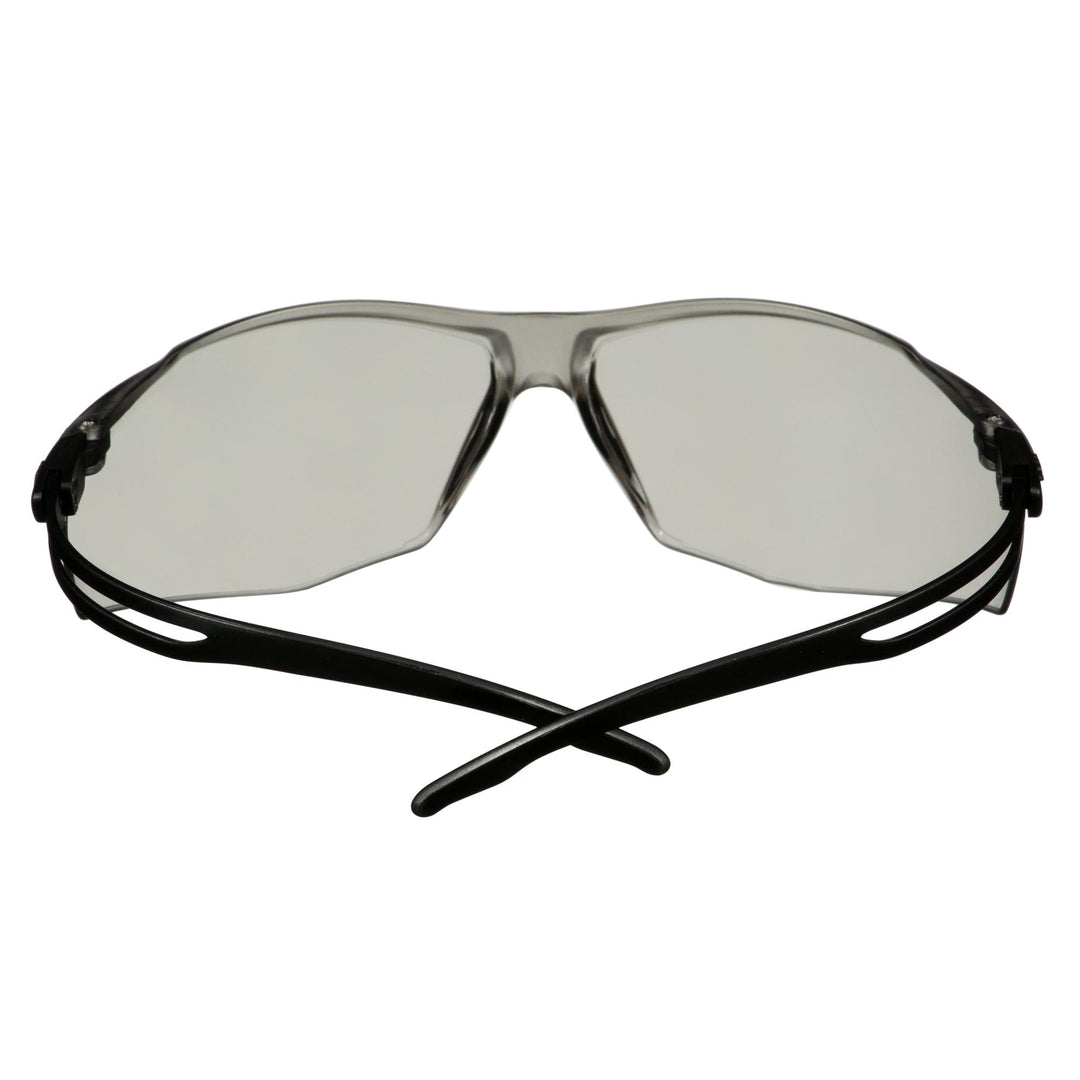 3M SecureFit 500 Series SF507AF-BLK, Black, IO Gray Anti-Fog/Anti-
Scratch Lens