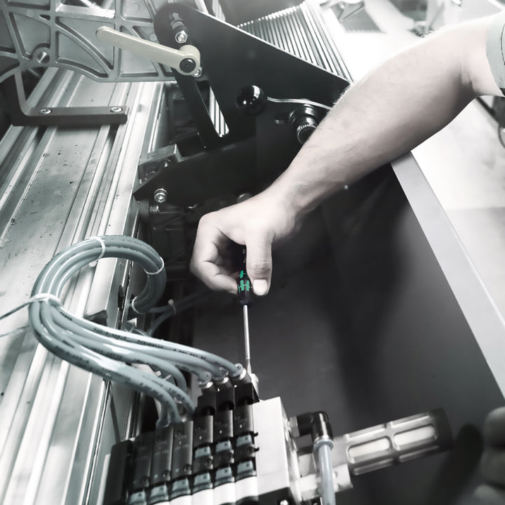 Wera 2054 Screwdriver for hexagon socket screws for electronic applications, 2.5 x 60 mm