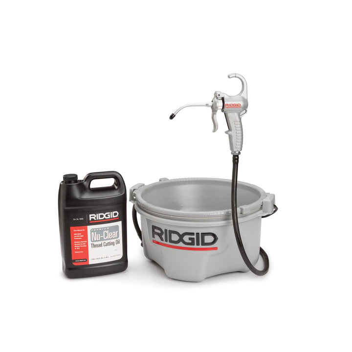 Ridgid 10883 Oiler with One Gallon Premium Thread Cutting Oil