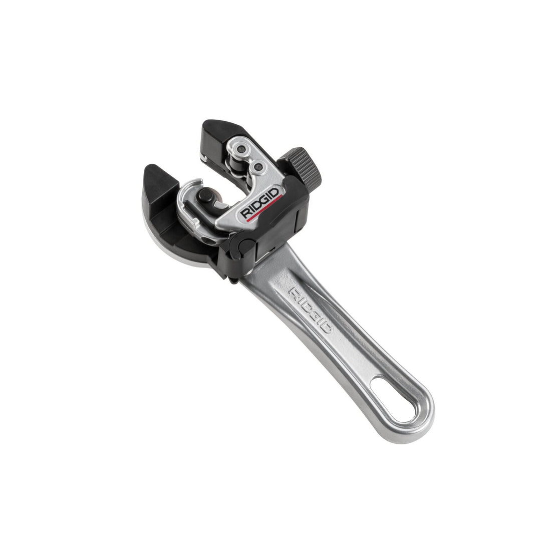 Ridgid 32573 118 2-In-1 Close Quarters Quick-Feed Cutter with Ratchet Handle