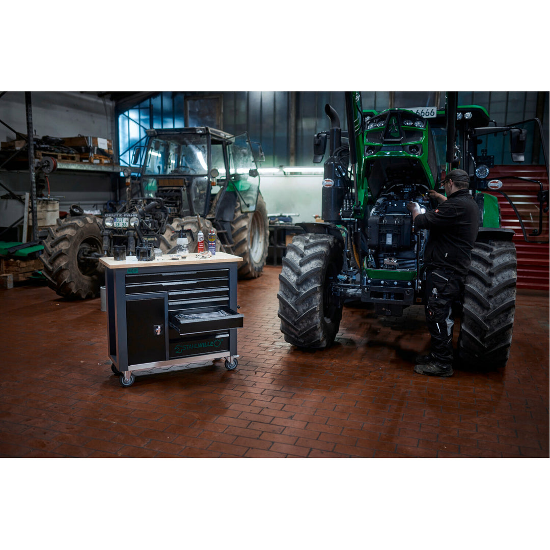 Stahlwille 98830204 Tool Assortment with workbench