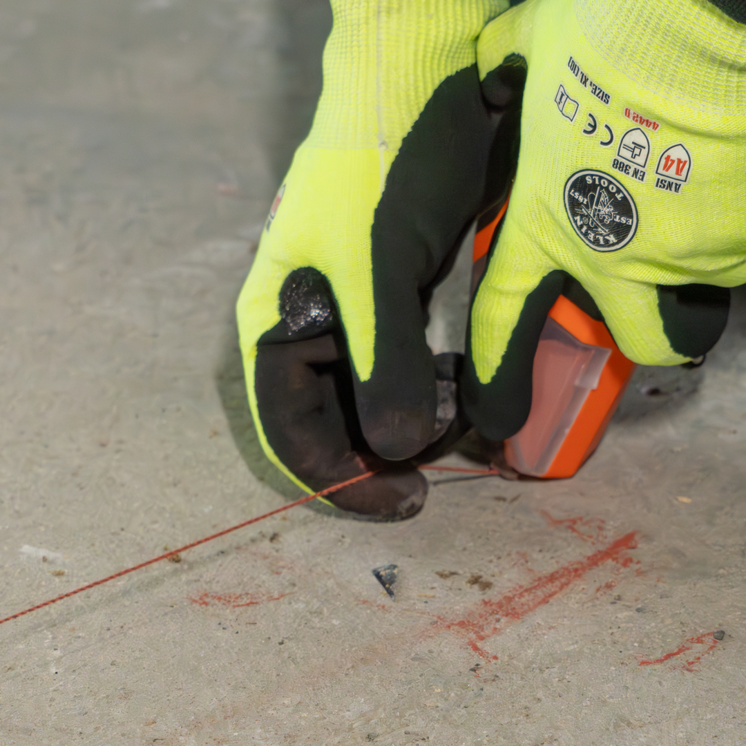 Klein Tools CHLK50R Auto-Retracting Chalk Line with Red Chalk