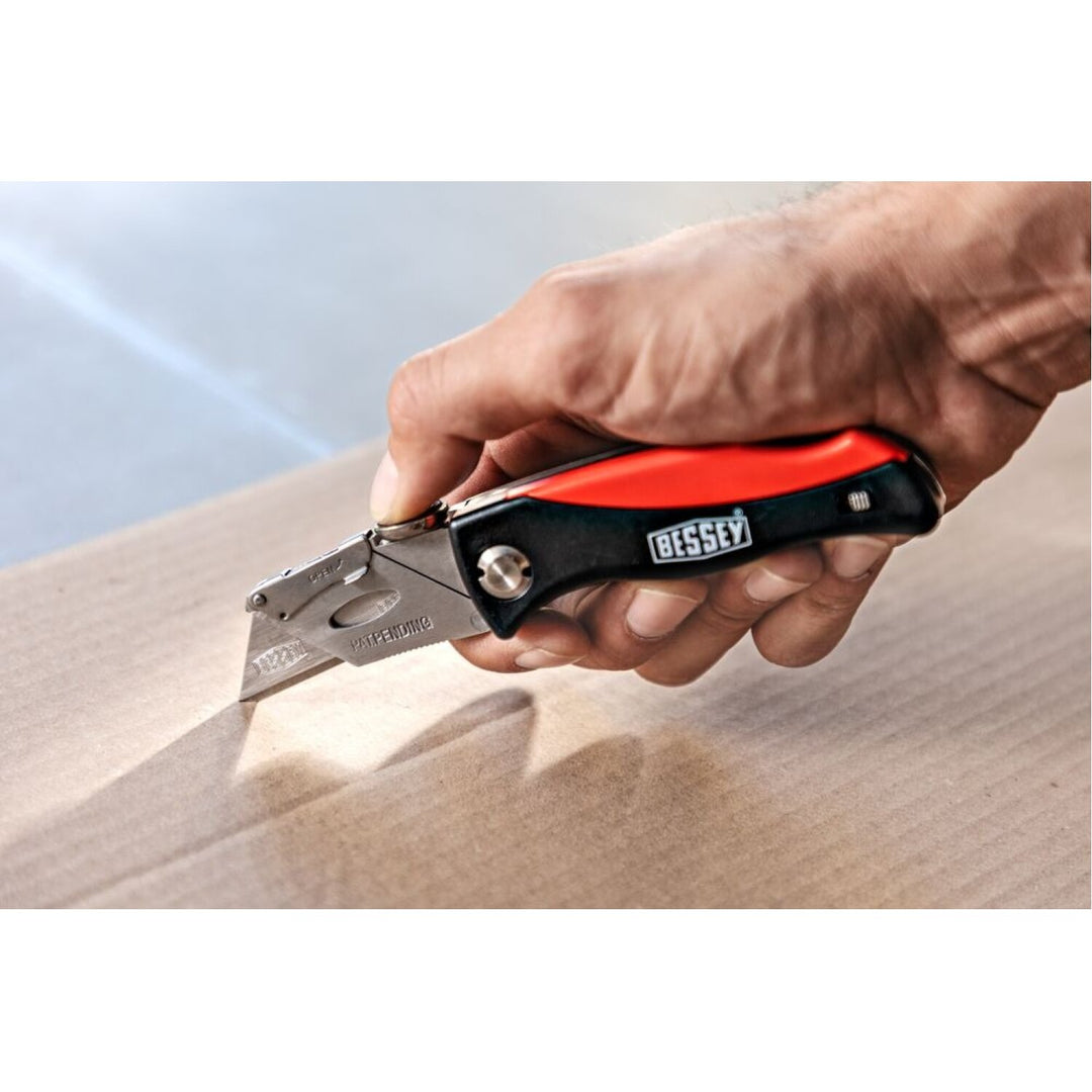 Bessey D-BKPH Knife, Folding, locking utility knife- plastic handle