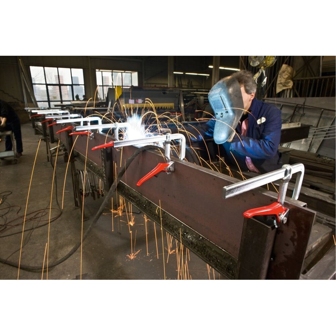 Bessey LC31 Clamp, welding, lever-style, 31 In. x 4.75 In. , 1200 lb