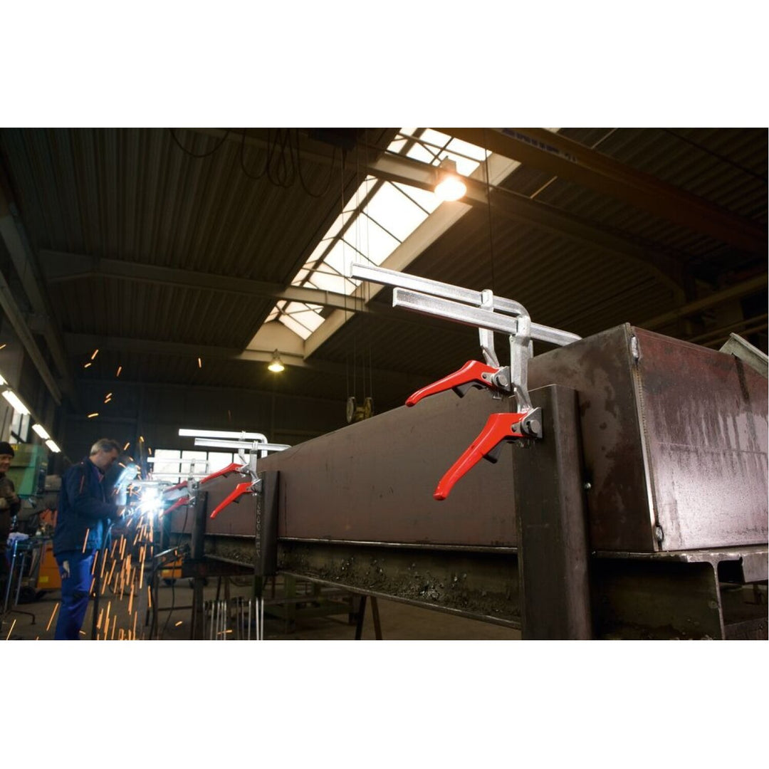 Bessey LC31 Clamp, welding, lever-style, 31 In. x 4.75 In. , 1200 lb