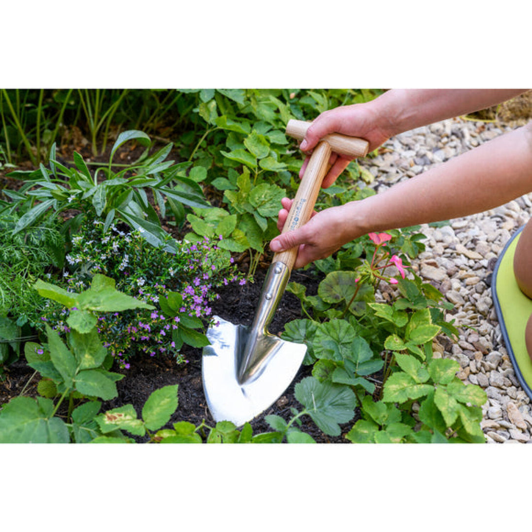 Corona GTB/SPSRHSSML  RHS® Stainless FSC Wood Mid Handled Perennial Spade Small