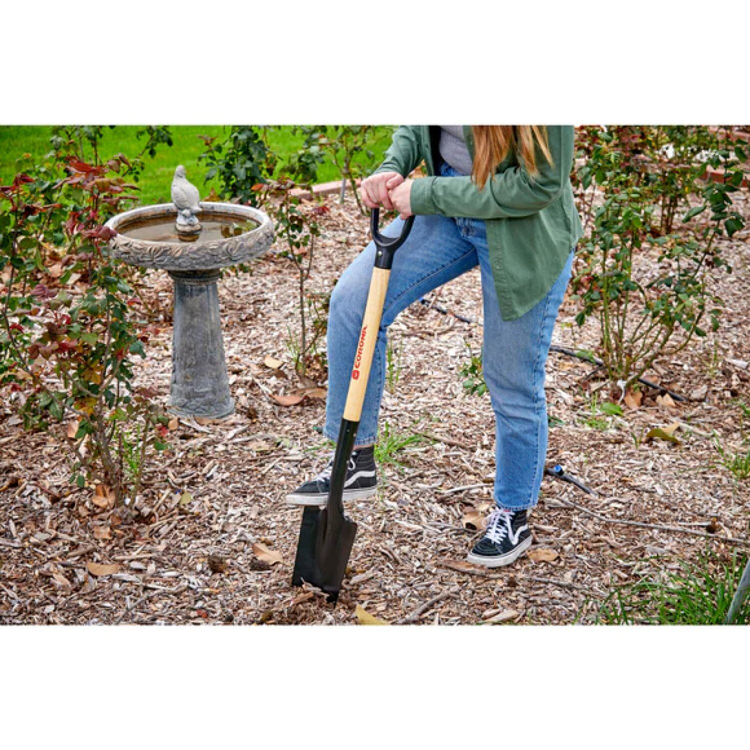 Corona SS 28010 Drain Spade Shovel, 15-Gauge, 30 in. Wood D-Grip Handle