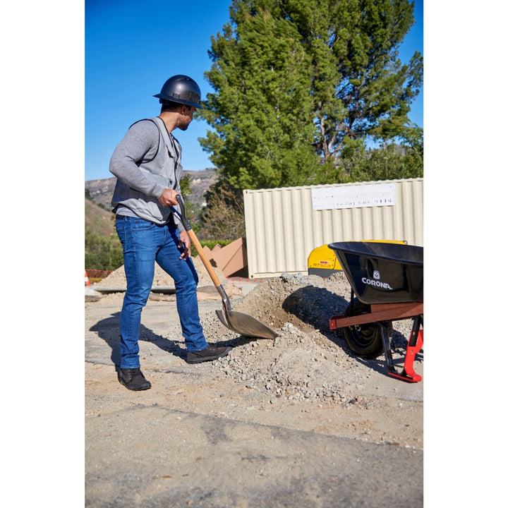 Corona SS 68010 #10 Aluminum Western Scoop Shovel, Wood D-Grip Handle 30 in.