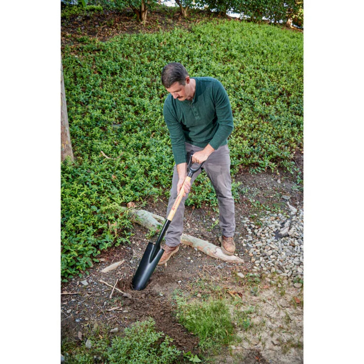 Corona SS 28010 Drain Spade Shovel, 15-Gauge, 30 in. Wood D-Grip Handle