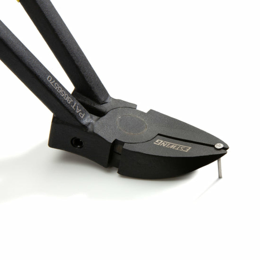 Estwing 42584 8.5-Inch Heavy Duty Nail Hunter Brad, Nail and Staple Remover