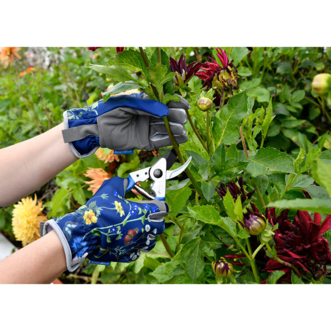 Corona GRH/PHBOXBM RHS® British Meadow Pruner & Holster Set