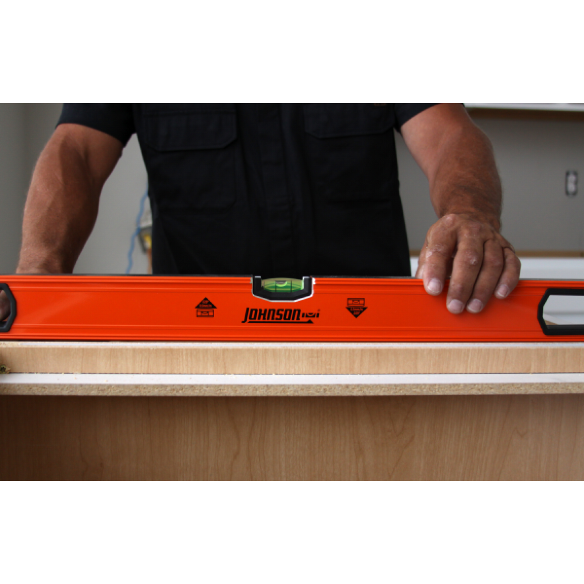 Johnson 1253-2400 I-Beam Level, Heavy-Duty Aluminum, 24-In. - Quantity 2 - Amazo