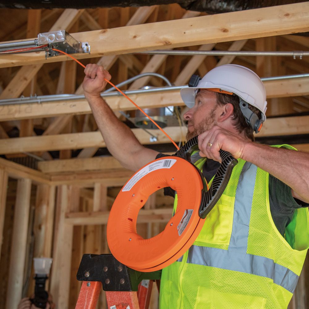 Klein Tools 56351 Fiberglass Fish Tape with Spiral Steel Leader, 100-Foot