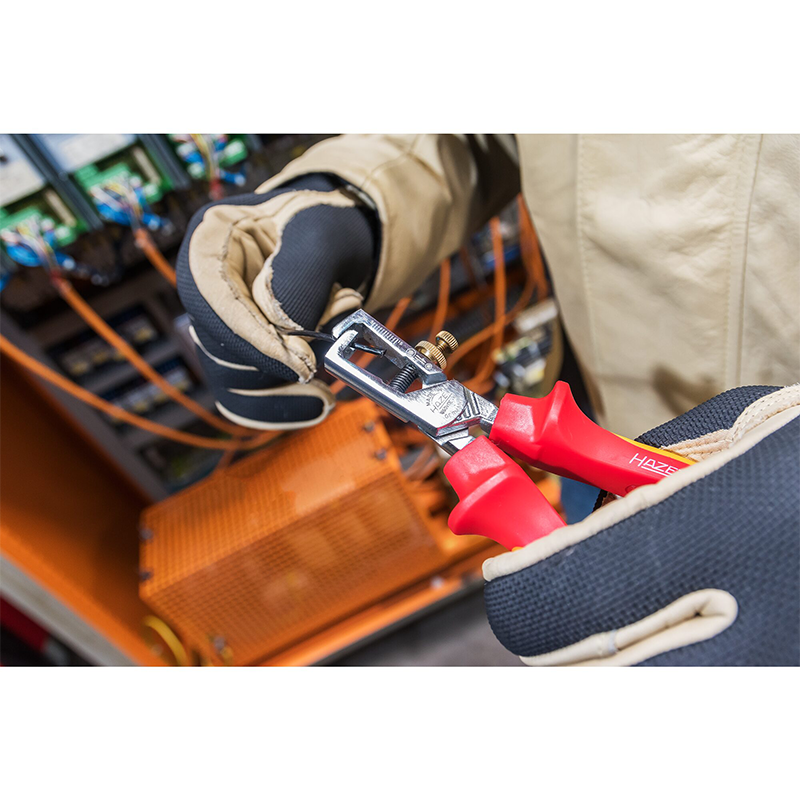 Hazet 1860VDE-11 Wire Stripper with Protective Insulation, 160mm