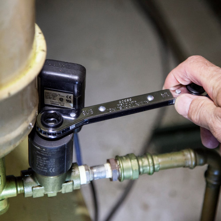 Klein Tools 68310 Ratcheting Refrigeration Wrench 5-1/2''