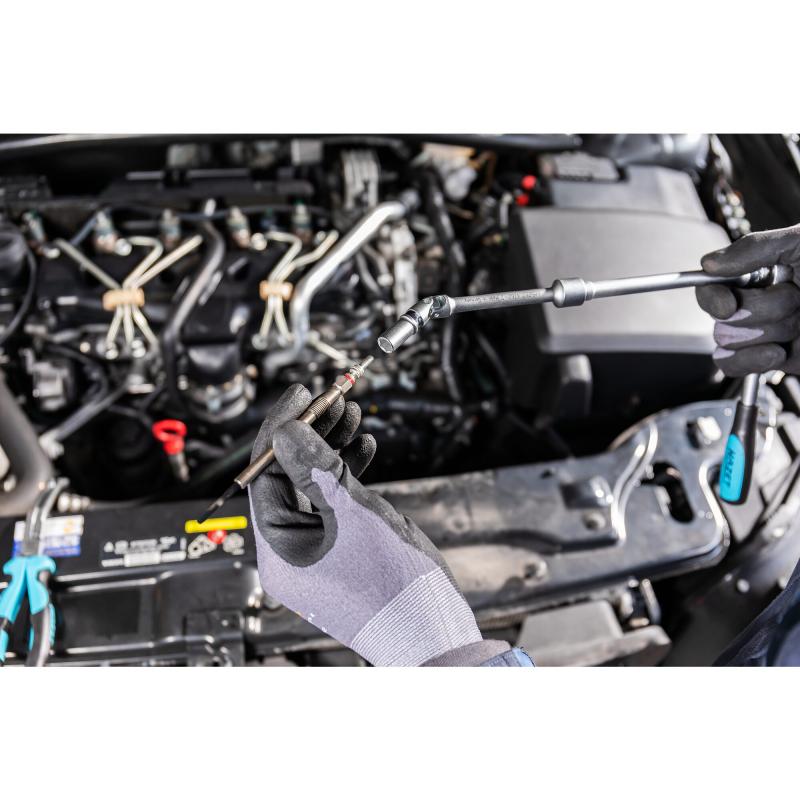 Hazet 4760-2 Glow Plug Wrench, 8mm Hex, 3/8" Square Drive