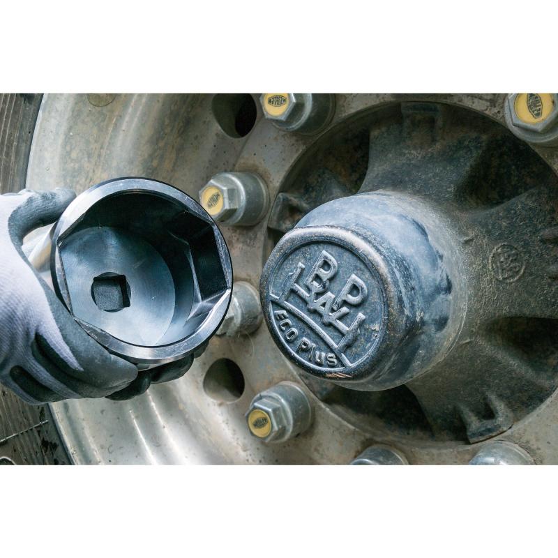 Hazet 4937-110 Commercial Vehicle Hub Cap Socket, 95mm