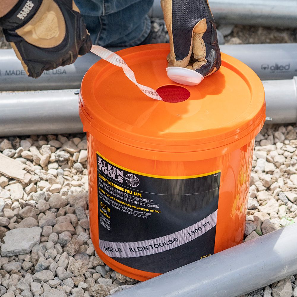 Klein Tools 50141 Conduit Measuring Pull Tape for Heavy-Duty Cable and Wire Pulling, 2500-Pound x 1000-Foot Long