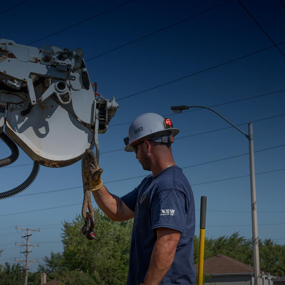 Klein Tools 56063 Rechargeable Safety Lamp with Magnet