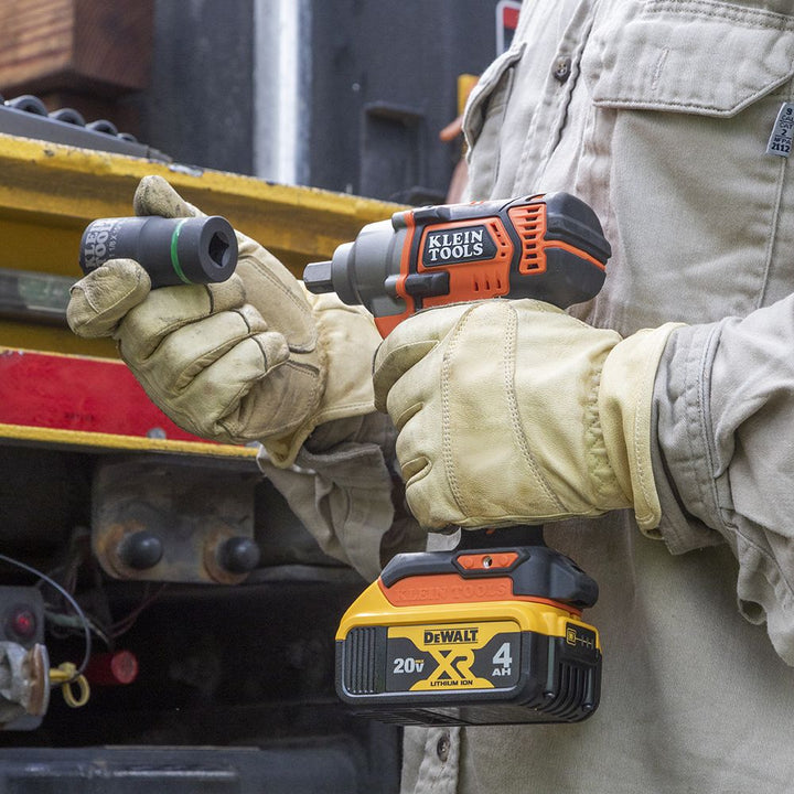 Klein Tools 66066 2-in-1 Deep Impact Socket, 6-Point 1-1/8-Inch and 15/16-Inch hex socket sizes, Use with Impact Wrenches BAT20-CW, BAT20-CW