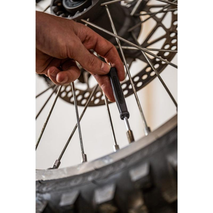 Hazet 666-1 Valve Tool