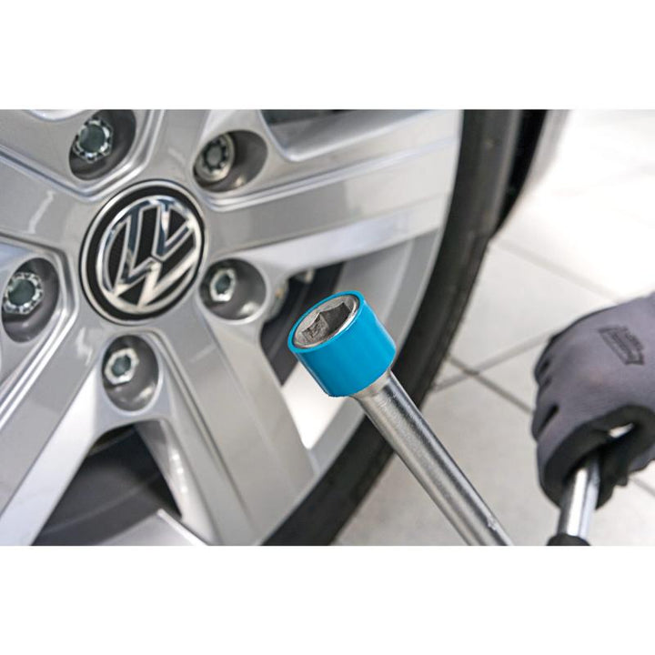 Hazet 705V Four-Way Rim Wrench, 17 x 19 x 21 mm Outside Hex, 12.5mm (1/2") Square