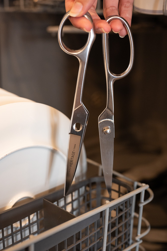 Kitchen Scissors and Shears, 8'' Stainless Steel Break Apart for Easy Cleaning, Dishwasher Safe, Heritage Cutlery 758BA