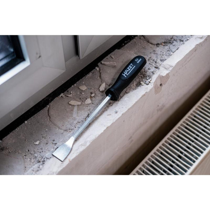 Hazet 824 Blunt Scraper, Long Blade, Flat Profile, 0.5x23mm