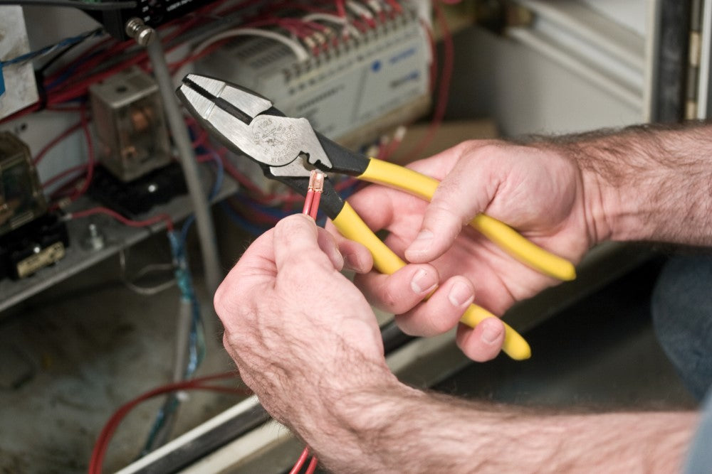 Klein Tools D213-9NE-CR Lineman's Crimping Pliers, 9-Inch