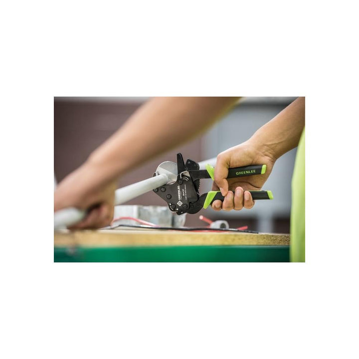 Greenlee 864QR 1-1/4 Quick Release Ratcheting PVC Cutter