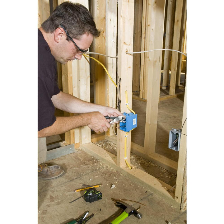 Greenlee 0251-08AM 8-in Diagonal Pliers