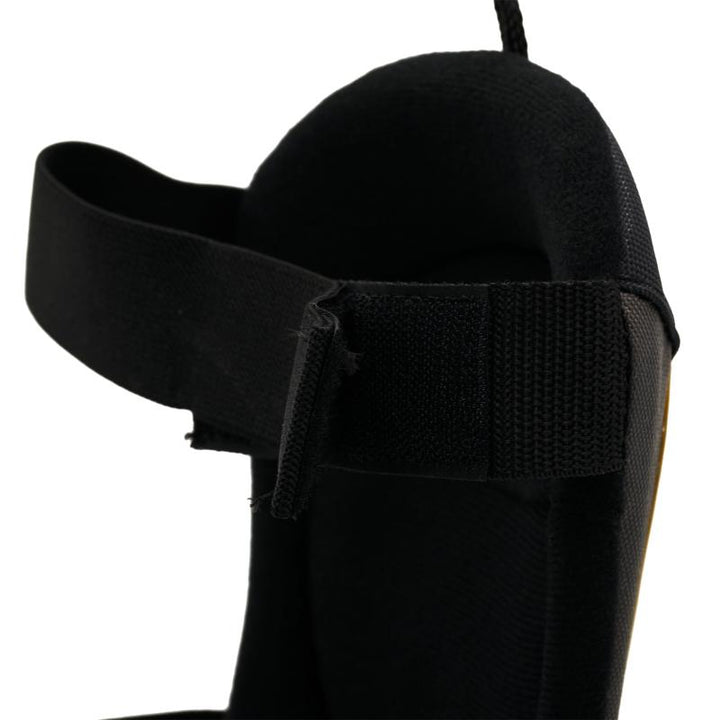 Bucket Boss 94100 Hard Shell Knee Pad, Plastic Cap, 2 -Strap