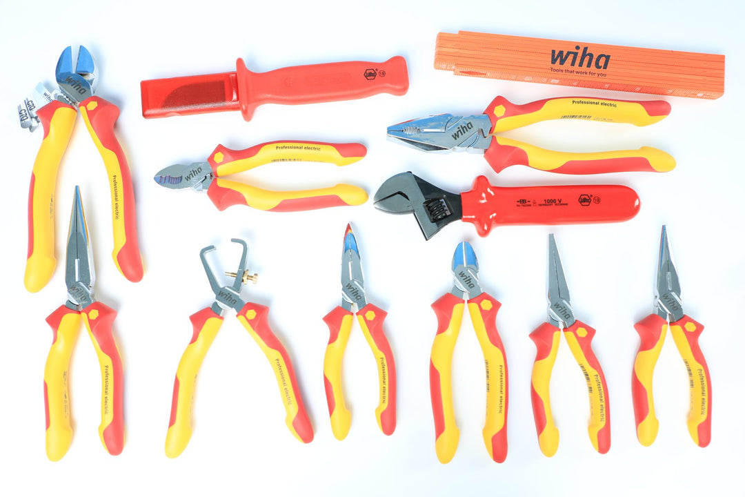 Wiha Tools 32800 80 Piece Master Electrician's Insulated Tools Set In Rolling Hard Case