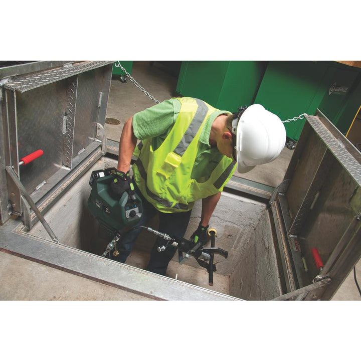 Greenlee EHP700L230 Battery-Powered Pump, 230V AC