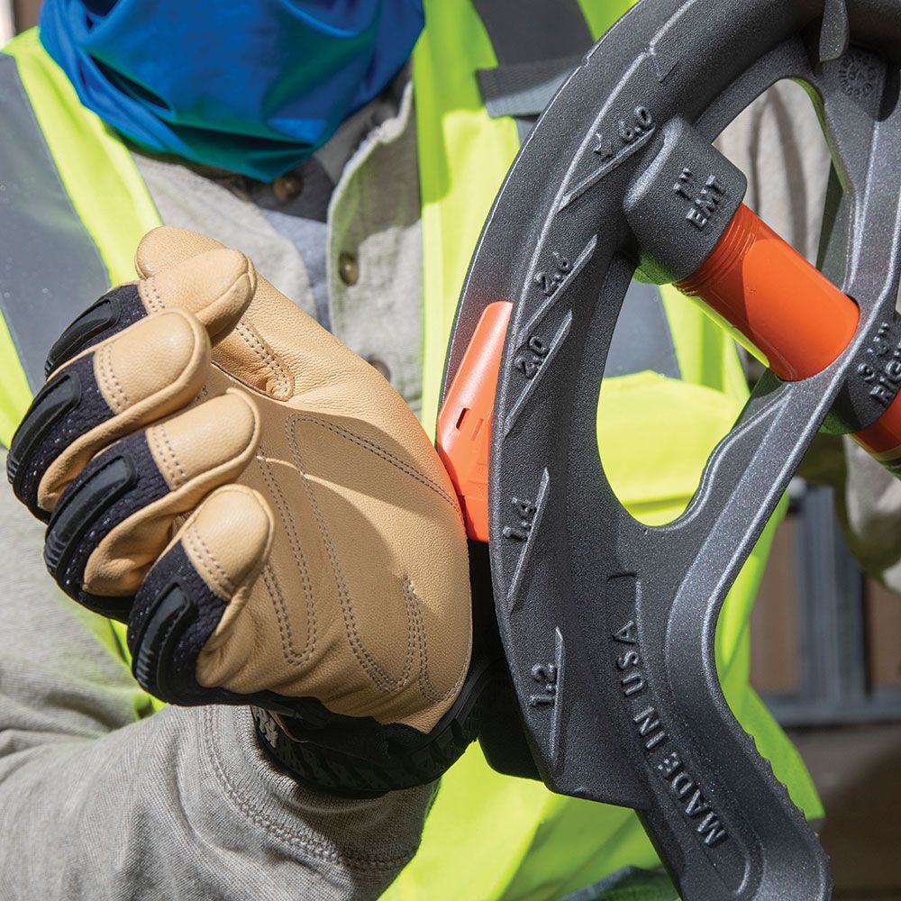 Klein Tools 51603 Iron Conduit Bender 1/2-Inch EMT with Angle Setter