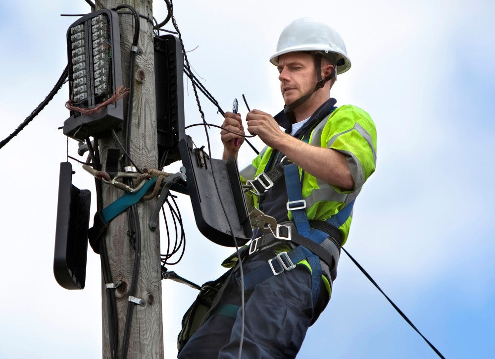 Klein Tools D252-6SW Diagonal-Cutting Pliers, Bell System, Skinning Holes, 6"