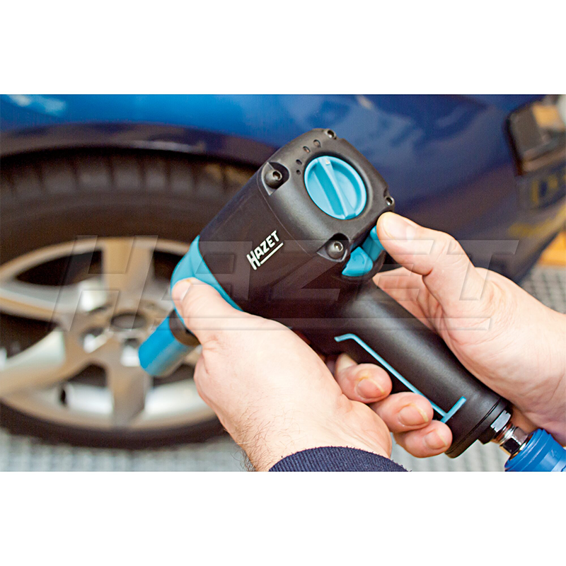 Hazet 9012EL-SPC/4 Pneumatic Impact Wrench with Assortment, 1700 Nm, 1/2", 4 Pc.